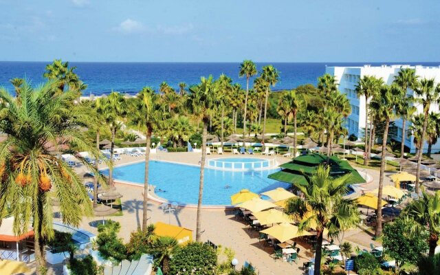 Hotel Tropicana Club & Spa