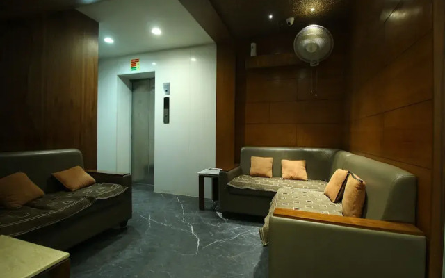 Fabhotel Kyra