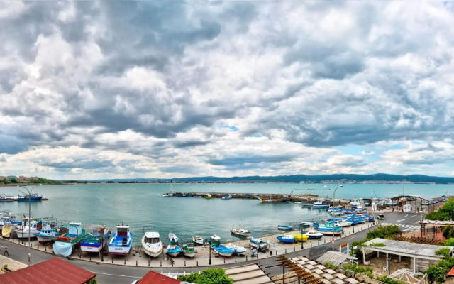 Panorama Blue