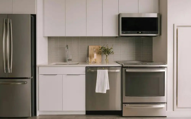 Sonder by Marriott Bonvoy Pierce Boston Apartments Fenway