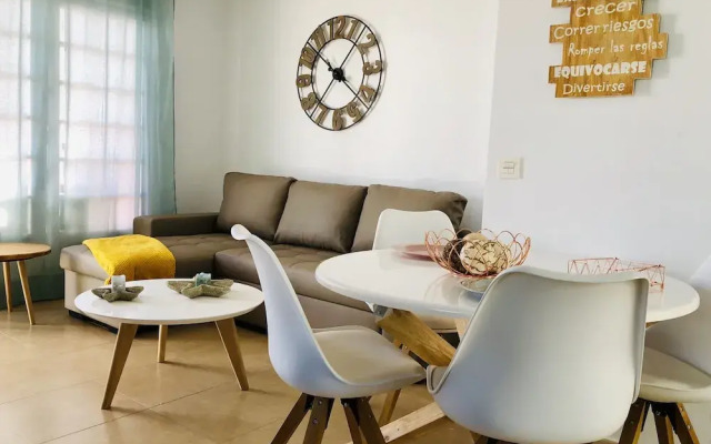 Canaryislandshost l Pool & Relax, close to the Beach