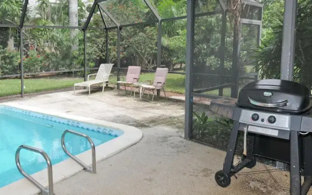 NaplesFloridaVacationHomes.com: Monte Carlo Vacation Rental Home