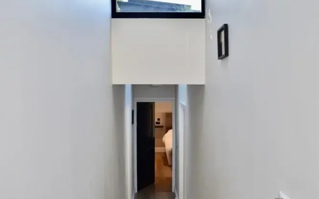 Modern 3 Bedroom House With Stunning Views