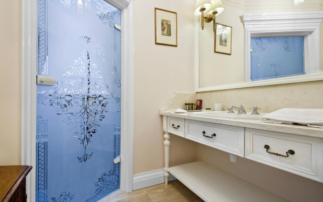The Bonerowski Palace Boutique Hotel