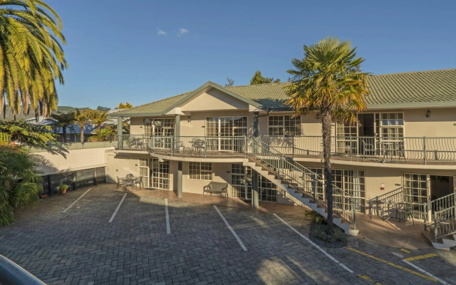 Silver Fern Rotorua Suites & Spa