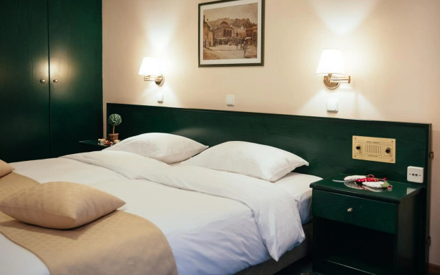 Ignatia Hotel