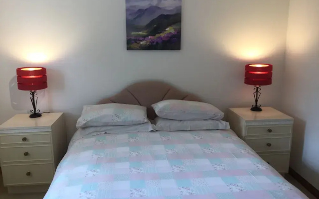 Inverness Apartments - Golf View