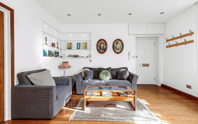 Chic & Central One Bed Flat