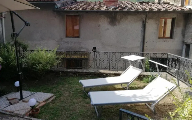 Appartamento Con Giardino