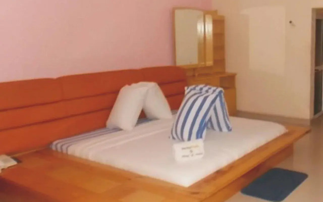 Sheriffyt Royale Hotel and Suites