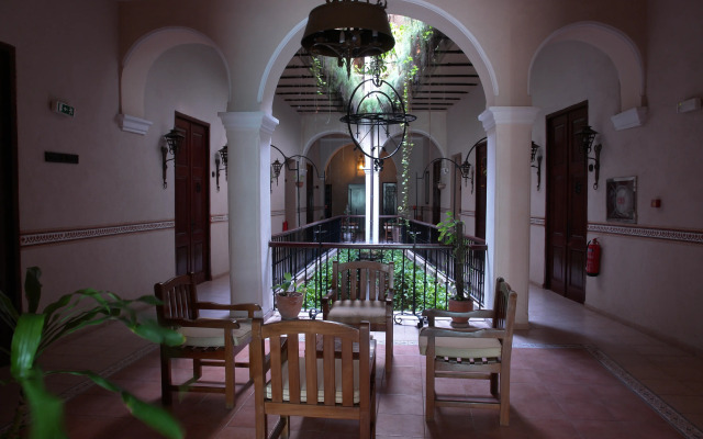Hotel Los Frailes