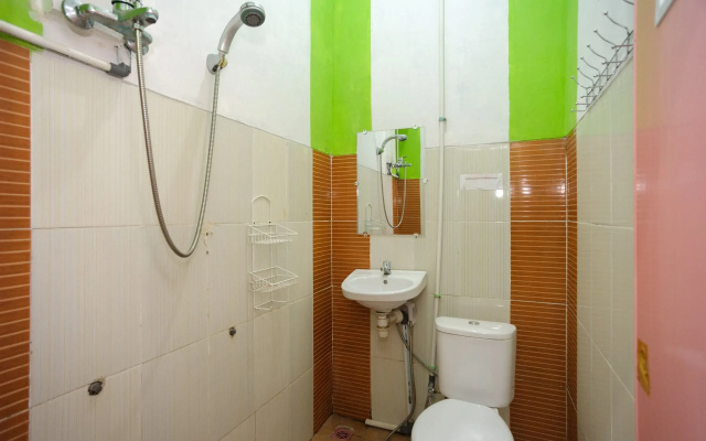RedDoorz Syariah near RS Advent Bandar Lampung