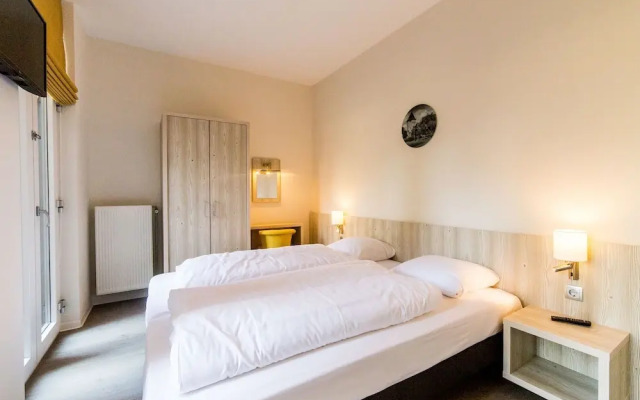 Modern Apartment, Just 4 km. From Maastricht