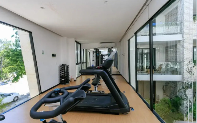 Beautifully Minimalistic Studio Wrapped in Nature by Stella Rentals