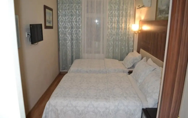 Istanbul Mosq Hotel at Fatih