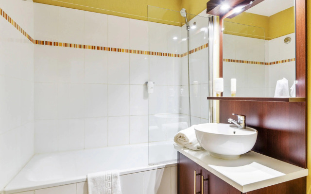 Comfort Aparthotel Six-Fours