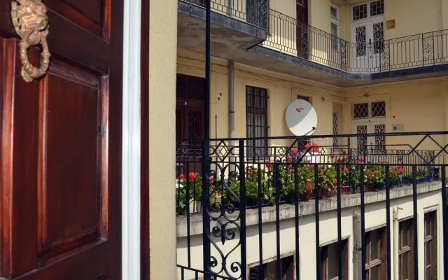 Central Market Apartment