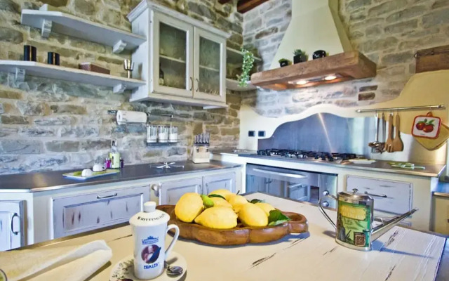 Nice Apartment in Apecchio With Shared Swimming Pool