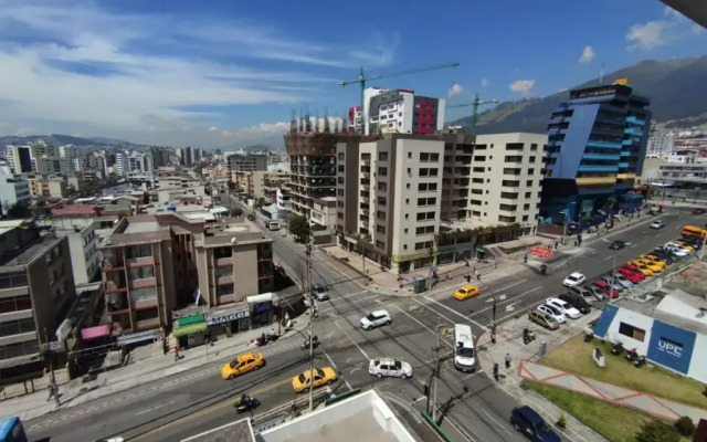 Val Hotel Santamaria Quito