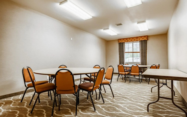 Cobblestone Suites - Ripon