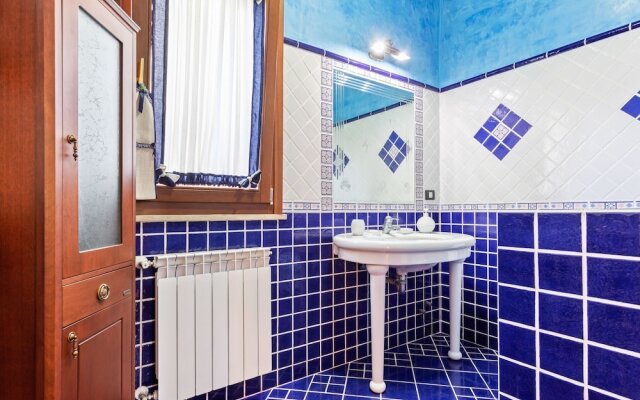 Peaceful Holiday Home in Punta Milocca With Private Pool