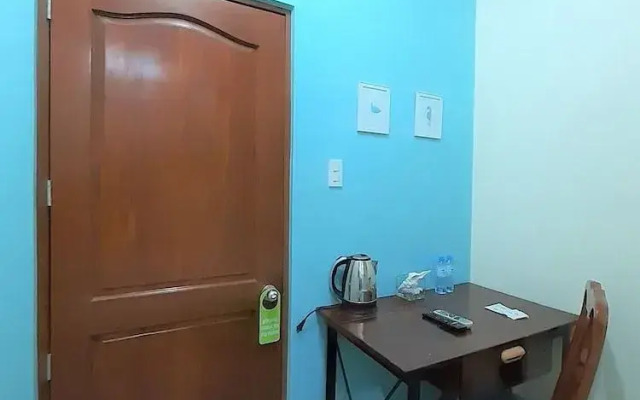 OYO 442 ipark Hotel