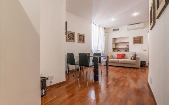Casa Zeffiro, Fully Equipped Apartment 2 Minutes Walk From Fontana Di Trevi