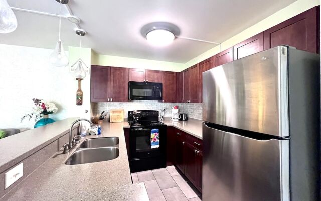 Tiki Ali'i Retreat Breathtaking Island Views