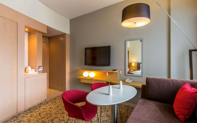 Hotel Novotel Suites Mall Avenue Dubai