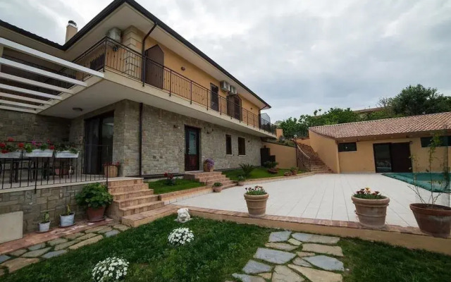 Villa Sansivieri