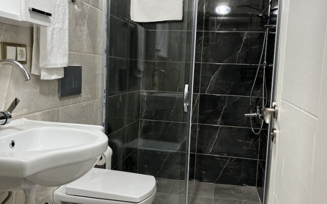 Tsira Suite