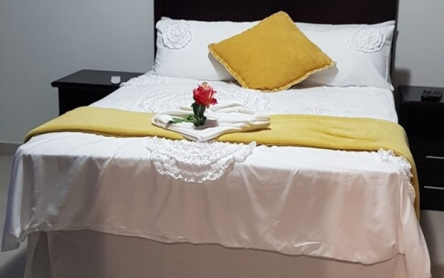 Rose and Thorn Guesthouse - Adults Only