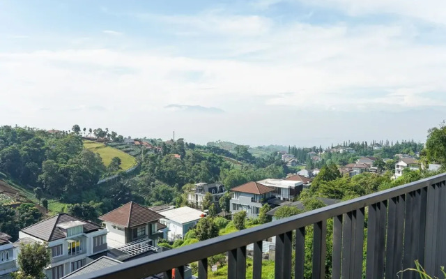 Greenhill Mountain City View 8BR Villa Heated Pool