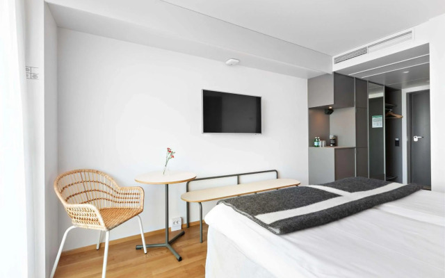 Ten Hotel