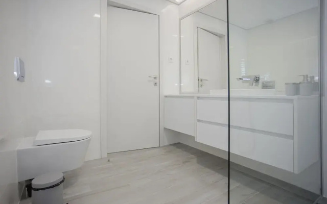 Liiiving-Luxury RiverView Apartment VIII