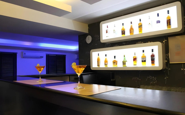 Hotel Gokulam Park