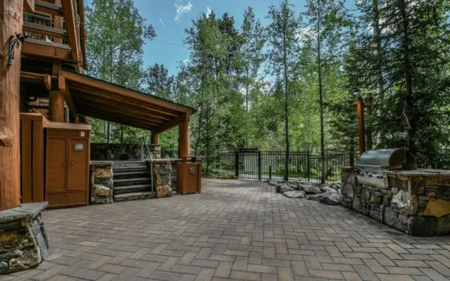 803 2 Jackpine