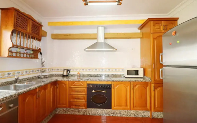 1057 Villa Maite