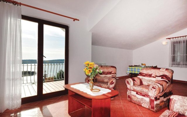 Awesome Apartment in Trogir With 1 Bedrooms