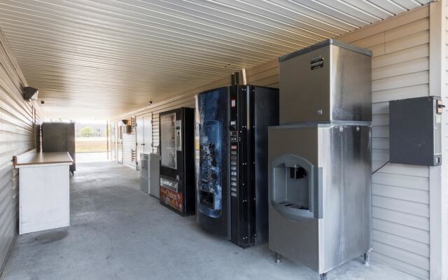 Studio 6 Statesboro, GA