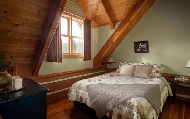 Nipika Mountain Resort