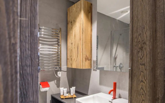 Chalet Le Rouge Morzine - By EMERALD