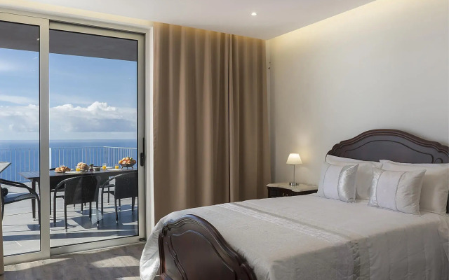 Cliffscape (Madeira Villas)