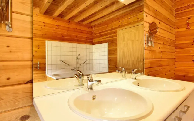 Splendid Chalet near Durbuy