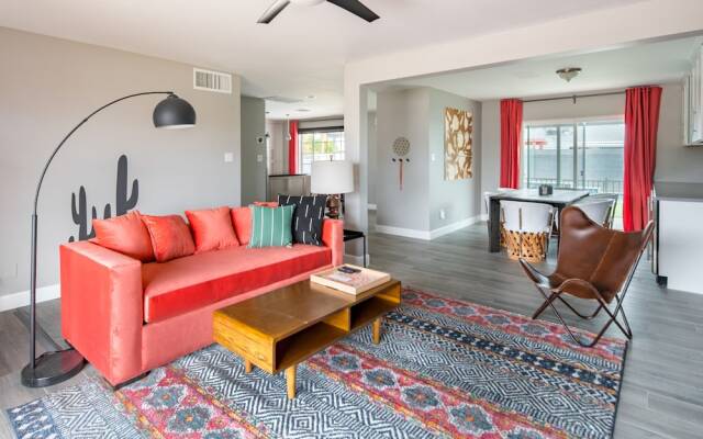 WanderJaunt - Regal - 4BR - South Scottsdale
