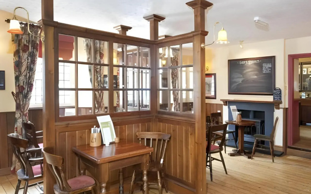 Cock Hotel Stony Stratford by Greene King Inns