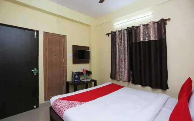 Aashray Guest House By OYO Rooms