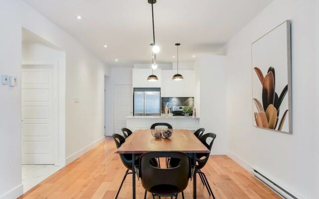 Hip, Stylish Apartment in Little Italy
