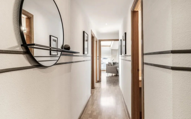 Marques - 1 Bedroom With Pool in Madrid