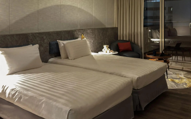Metro Hotel - Howard Group